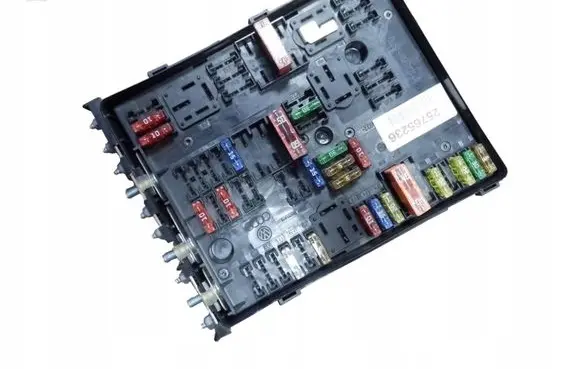 Audi A3 S3 8P Fuse box set 1K0937124L