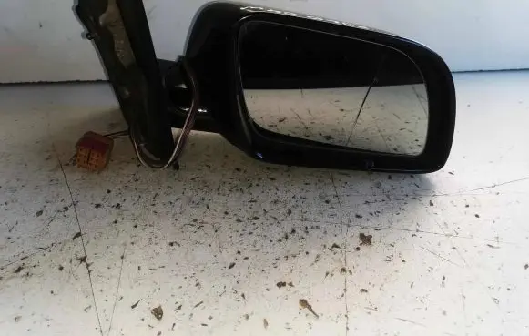 Volkswagen Polo Manual wing mirror 010695
