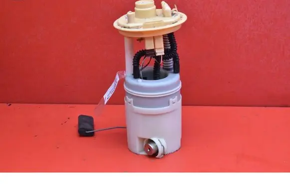 Mitsubishi Colt CZ3 In-tank fuel pump MN135000