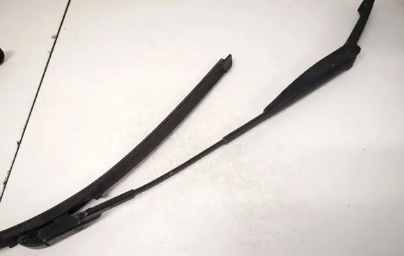 Fiat Bravo Front wiper blade arm
