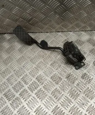 Skoda Superb B5 (3U) Accelerator throttle pedal 8E2721523A