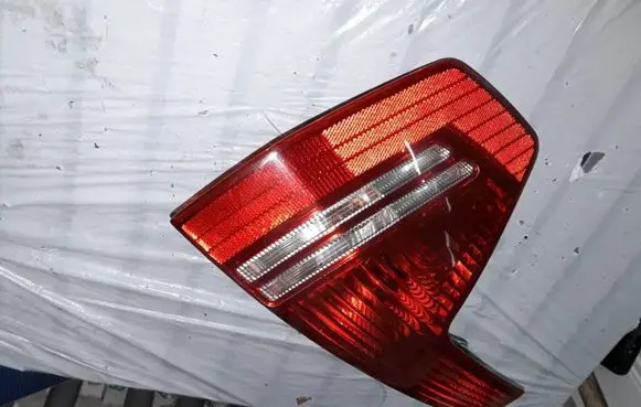 Citroen C4 I Rear/tail lights 9655864080