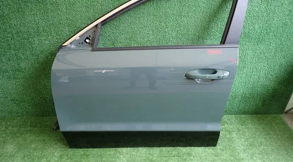 KIA Niro Front door