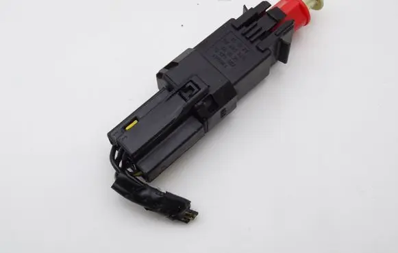 Opel Corsa C Brake pedal sensor switch 90460325