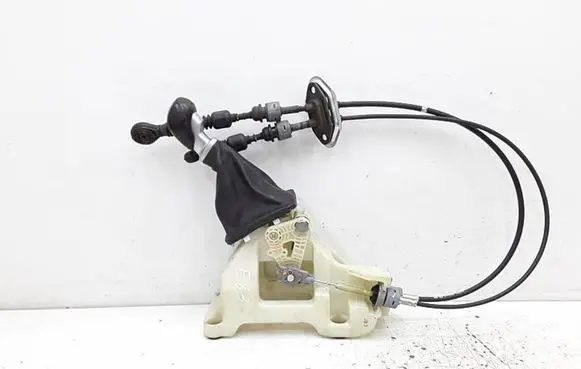 KIA Venga Gear shifter/selector 4370011XXX