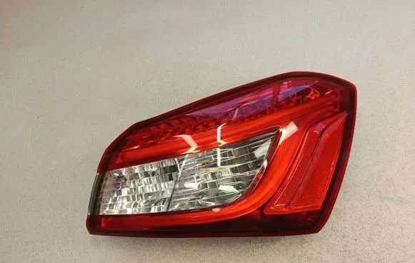 Maserati Ghibli Rear/tail lights 03550000 06701071480 F03550000