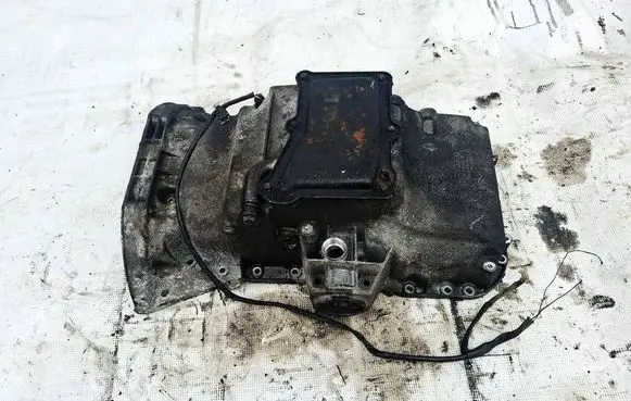 Mercedes-Benz E W212 Oil sump A2720140000