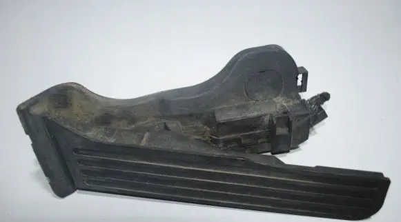 Volkswagen PASSAT CC Accelerator throttle pedal 1K1723503L