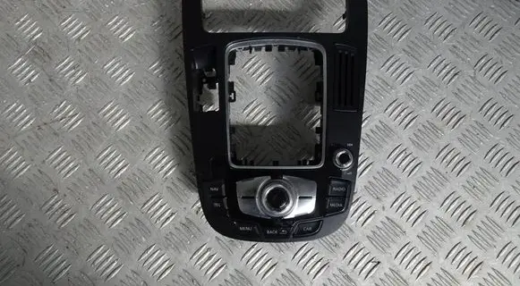 Audi A5 Sportback 8TA Head unit multimedia control 8T0919611K