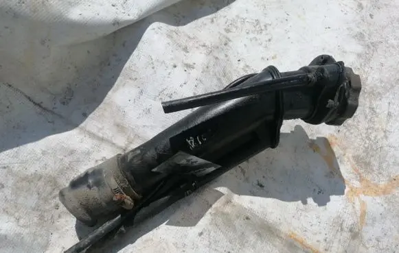 Fuel tank filler neck pipe