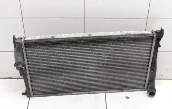 BMW 3 E90 E91 Coolant radiator 779744902 6125115 7788901