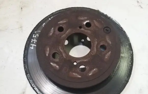 Toyota Corolla Verso AR10 Rear brake disc neventiliuojamas