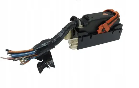 Mitsubishi Lancer VIII ABS module connector plug 4670A561
