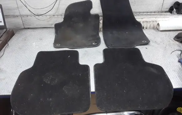 Volkswagen PASSAT B7 USA Car floor mat set 