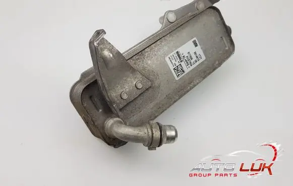 BMW 3 F30 F35 F31 Engine oil radiator 8514515