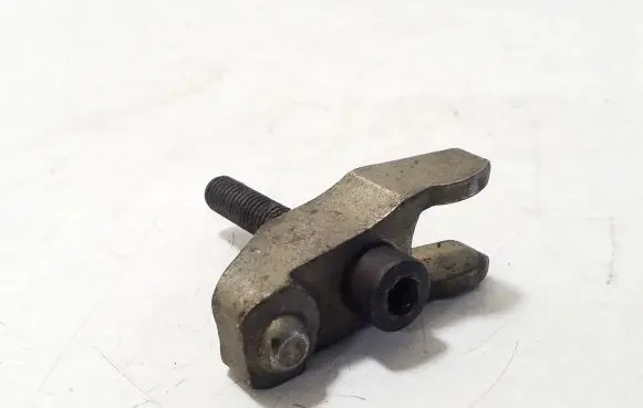 Volkswagen Transporter - Caravelle T4 Fuel Injector clamp holder