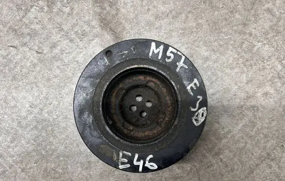 BMW 3 E46 Crankshaft pulley 2247890