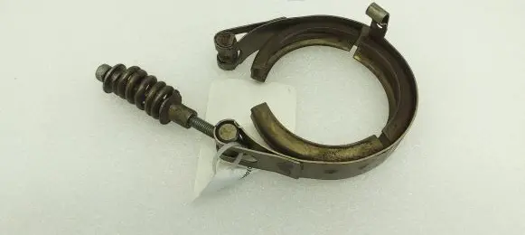 Volvo XC60 Muffler pipe connector clamp 31319192