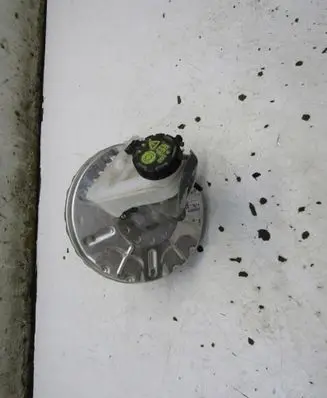 Renault Captur II Brake booster 472107576R