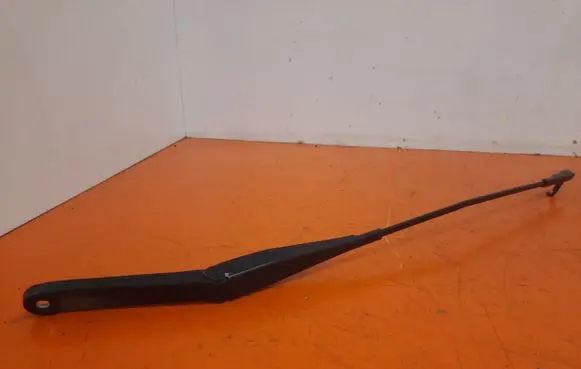 Ford Focus C-MAX Front wiper blade arm 4M5117526CC