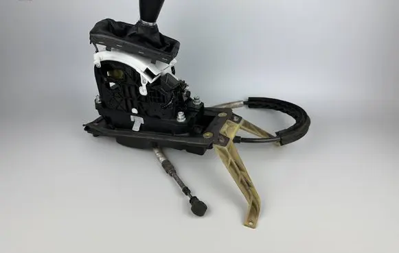 Audi Q7 4L Gear shifter/selector 4L1713041N 10000509706 7L6713265