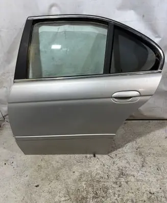 BMW 5 E39 Rear door 