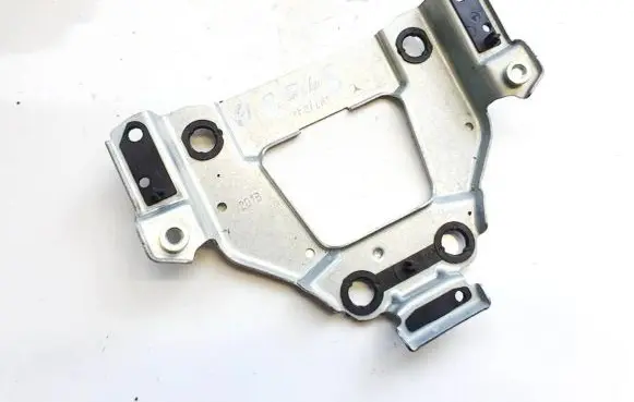 Tesla Model S Other exterior part 306055010 0589-p1-000552