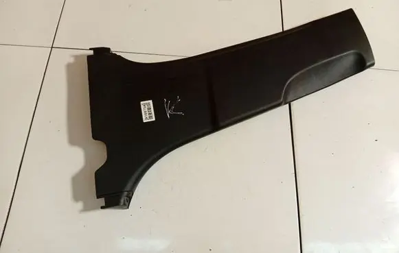 Toyota Auris 150 (B) pillar trim (top) 6241412240 62414-12240