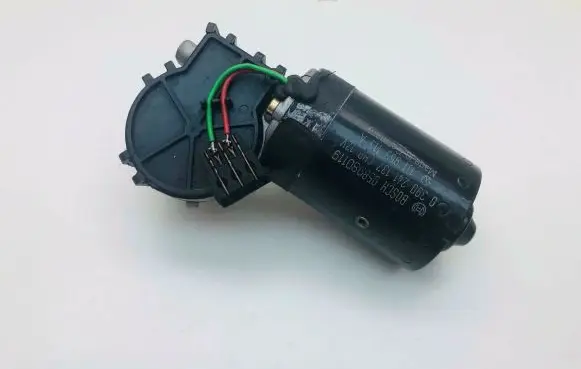 Volkswagen New Beetle Wiper motor 1J1955113A
