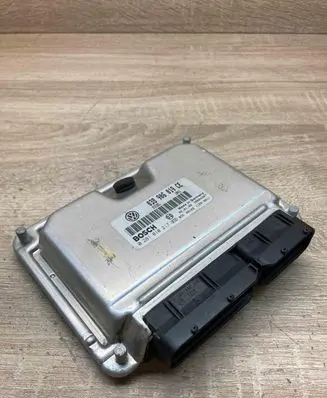 Volkswagen PASSAT B5 Engine control unit/module ECU 038906019CE 0281010217