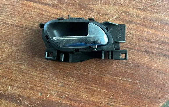 Citroen C4 Grand Picasso Rear door interior handle 303965