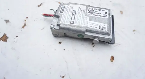 Windshield/windscreen camera