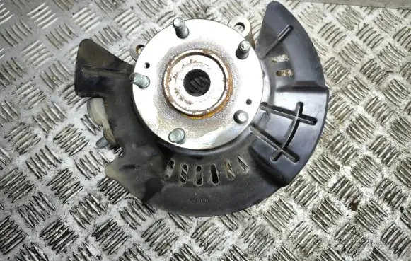 Hyundai Kona I Front wheel hub