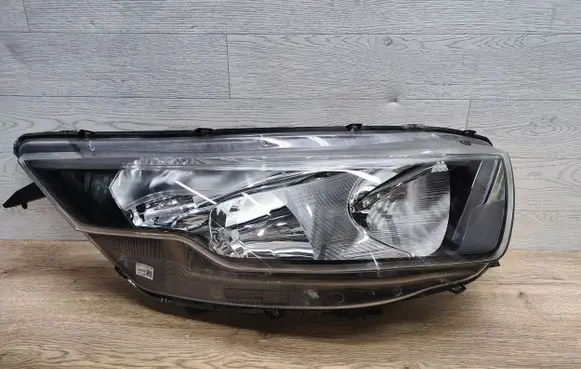 Iveco Daily 6th gen Headlight/headlamp 05802476873