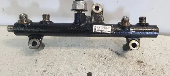 Ford Kuga II Fuel main line pipe 9681909680