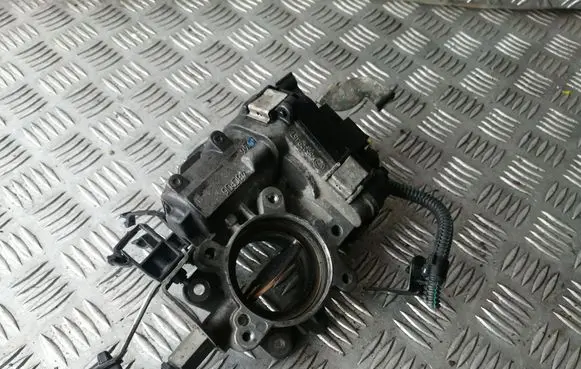 Alfa Romeo 159 Throttle valve 55229467