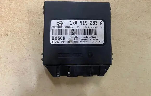 Volkswagen Golf Plus Parking PDC control unit/module 1K0919283A 1039E00479 0263004061