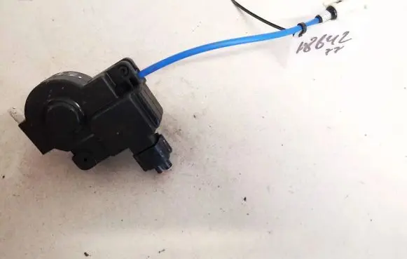 Lexus IS 220D-250-350 Central locking motor 