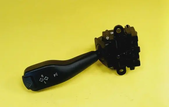 BMW 3 E46 Indicator stalk 8363668K