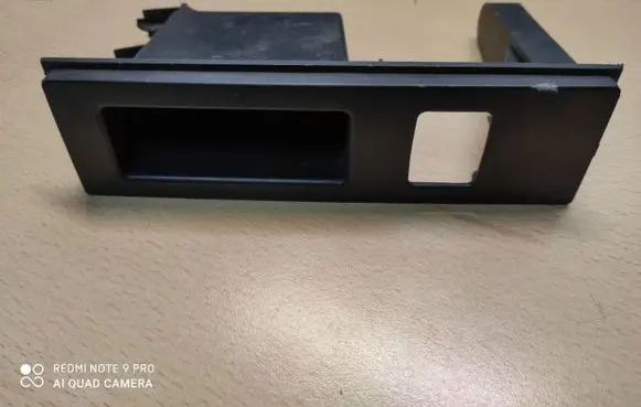 Nissan X-Trail T31 Glove box 684403UB0A