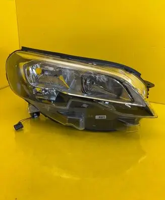 Peugeot Traveller Headlight/headlamp 9808572580