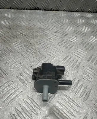 Toyota Avensis T270 Turbo solenoid valve 091012276 1362007010