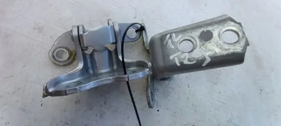 Toyota Avensis T270 Loading door hinge set 