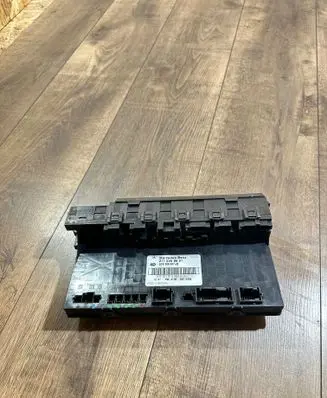 Mercedes-Benz E W211 Comfort/convenience module 2115458601 5DK00804728