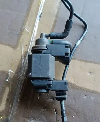 Audi Q7 4L Turbo solenoid valve 059906629D