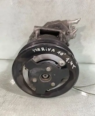 Opel Meriva B Air conditioning (A/C) compressor (pump) 401351739 13395695