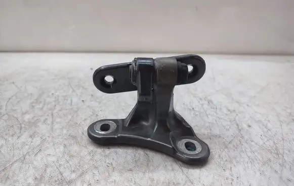 Mercedes-Benz CLA C117 X117 W117 Front door upper hinge 