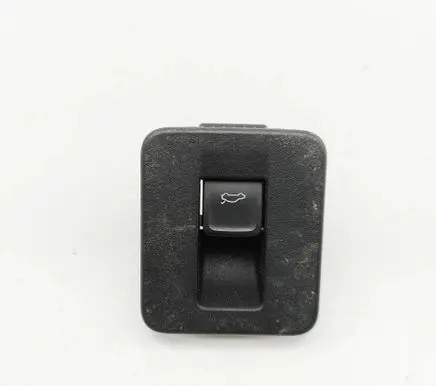 Cupra Formentor Tailgate/boot open switch button 3G0959831A