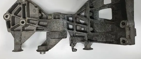 Mercedes-Benz A W169 Generator/alternator bracket A2662000670