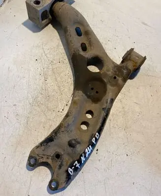 Volkswagen PASSAT B7 Front lower control arm/wishbone